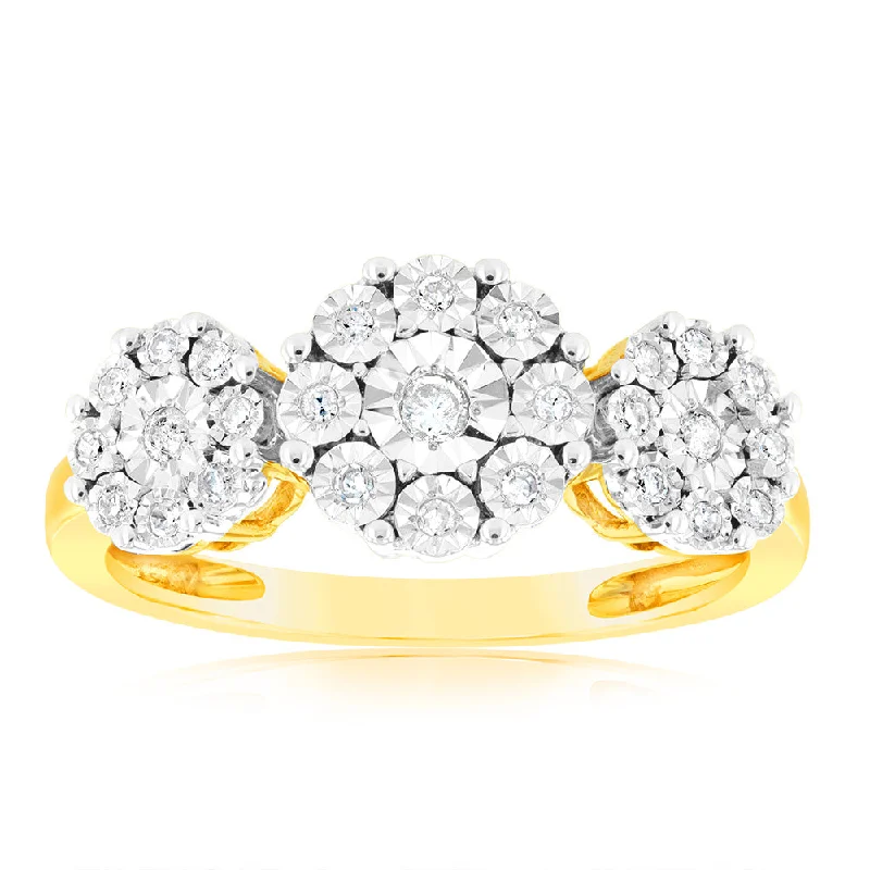 1/10 Carat Diamond Trilogy Ring in 9ct Yellow Gold