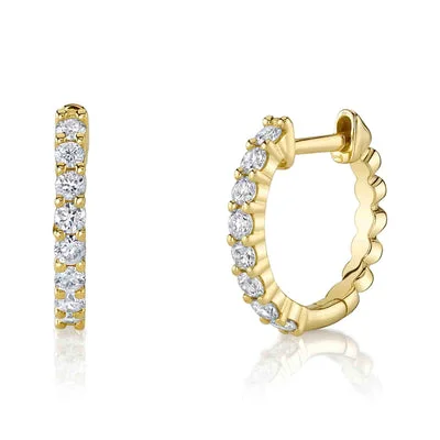 0.34CT DIAMOND HUGGIE EARRING