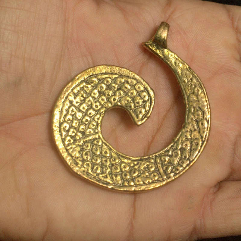 Antique Golden Metal Pendant 2 Inch