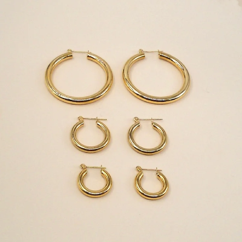 The Perfect Jewelry Piece At The Perfect Price Mayson Hoops Wholesale