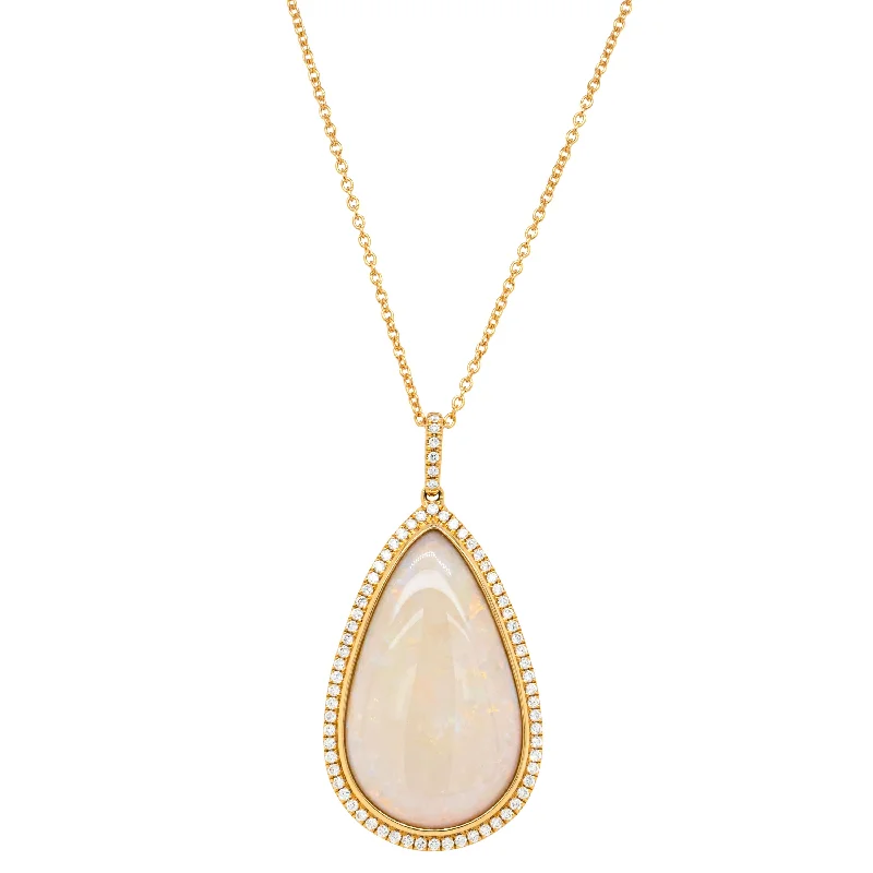 Luxury Jewelry At Unbeatable Discounts 18ct Yellow Gold 8.62ct Opal & Diamond Isla Pendant