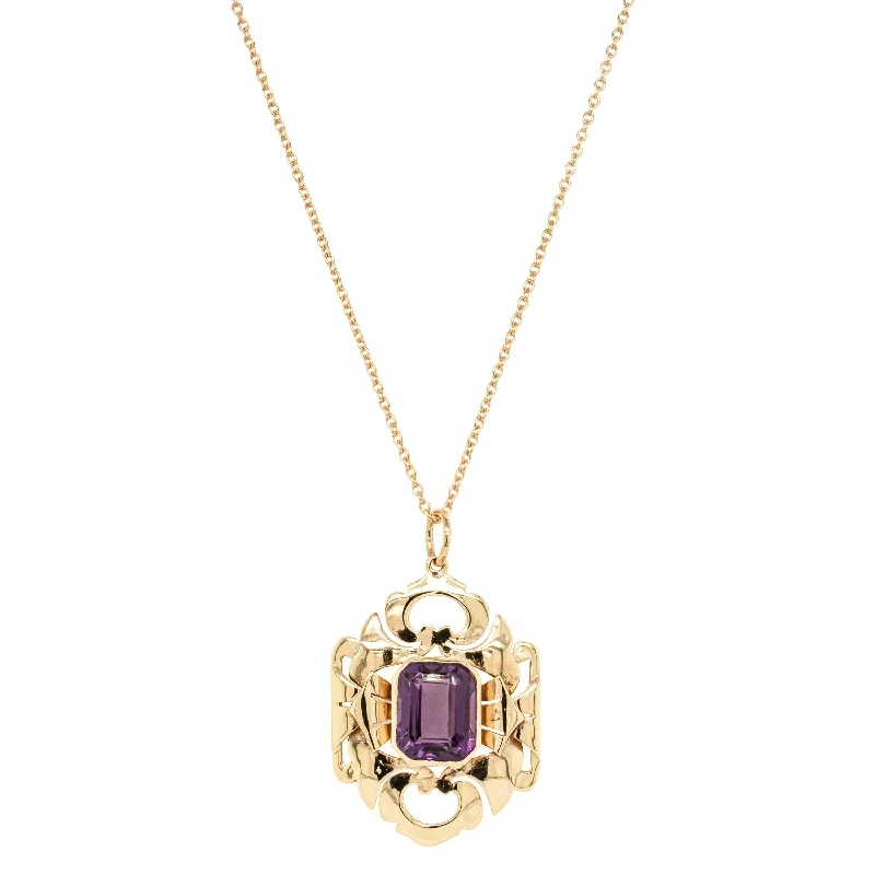 Luxury Jewelry Now At Special Promotional Rates Deja Vu 9ct Yellow Gold Amethyst Pendant