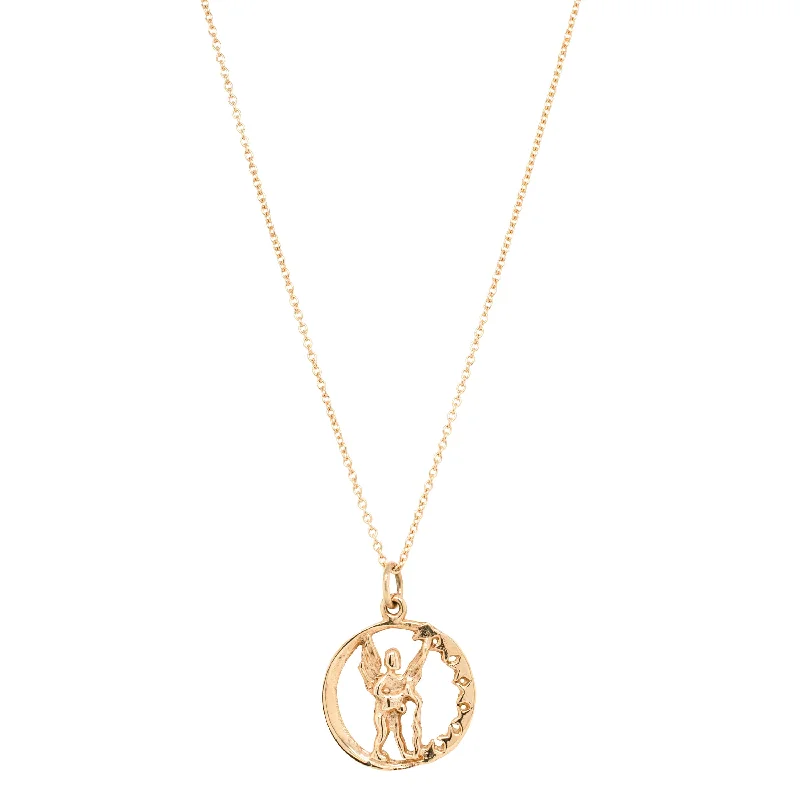 Get Your Favorite Jewelry At The Best Price Deja Vu 10ct Yellow Gold Aquarius Necklace